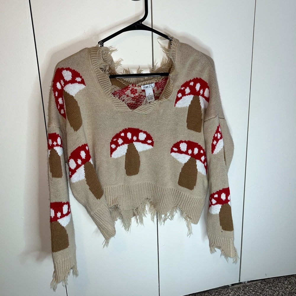 Rue21 size Small super cute mushroom sweater